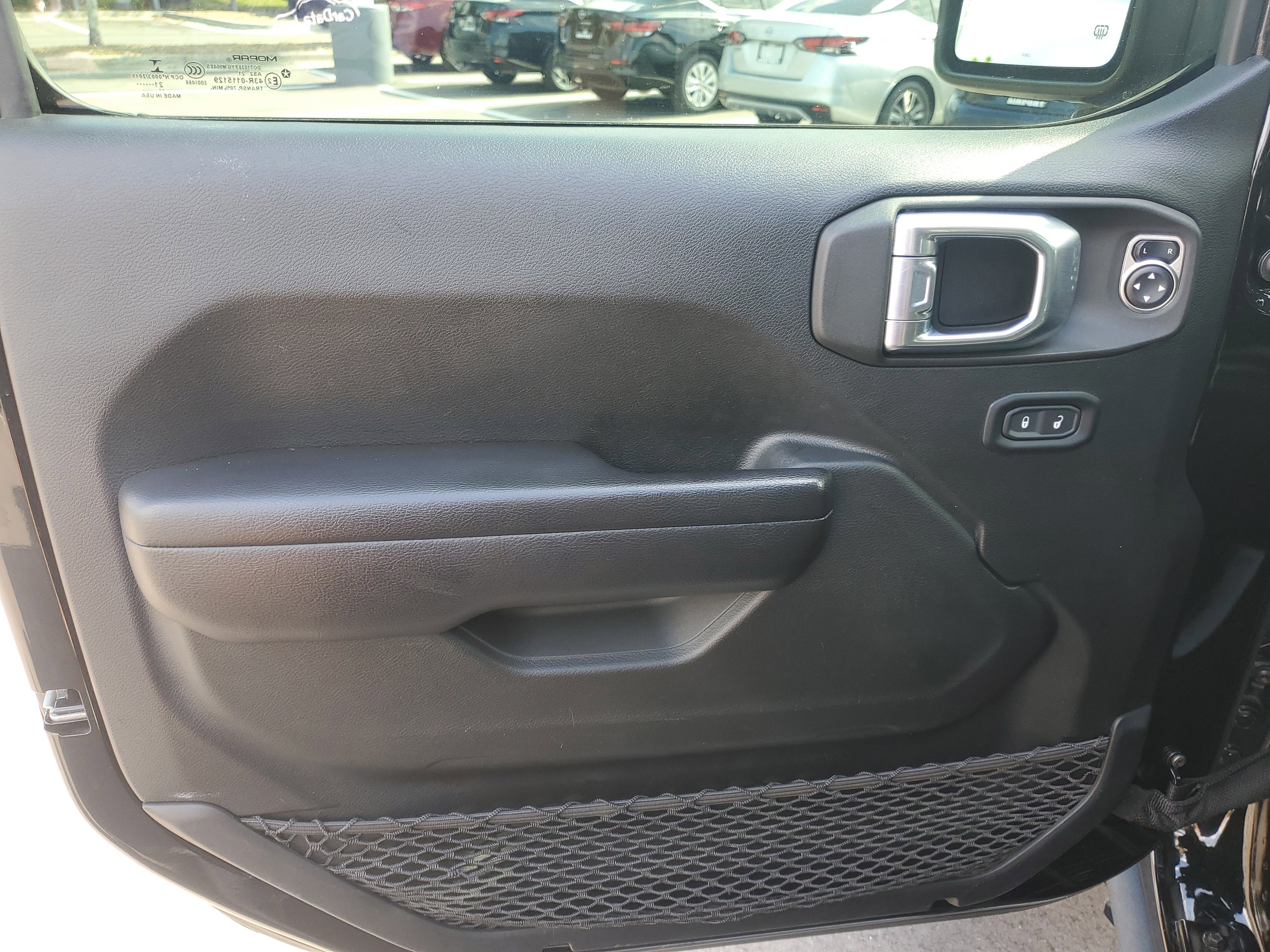Used 2021 Jeep Gladiator Sport AWD/4WD image 7