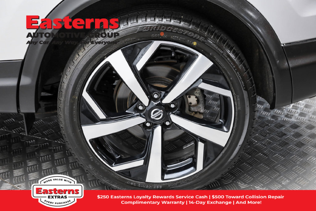 Used 2022 Nissan Rogue Sport SL w/ Premium Package AWD/4WD image 9