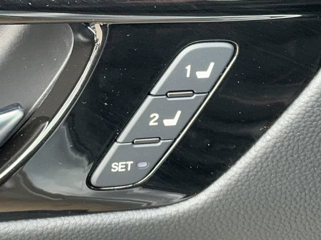 Used 2023 Honda CR-V Sport Touring image 12