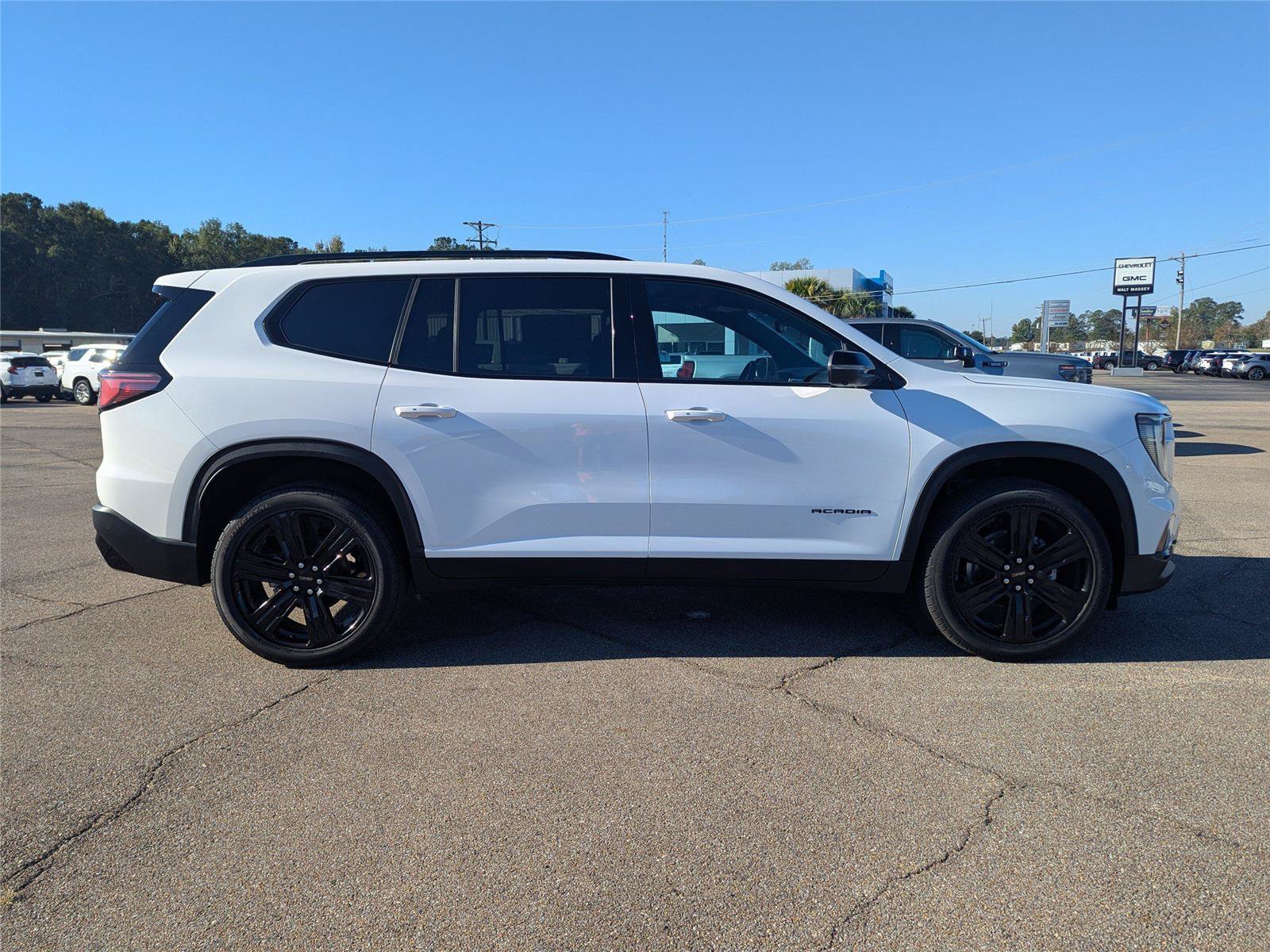 New 2026 GMC Acadia Elevation w/ Black Edition FWD image 2