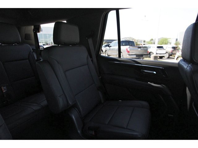 Used 2026 Chevrolet Tahoe LT w/ Comfort Package RWD image 12
