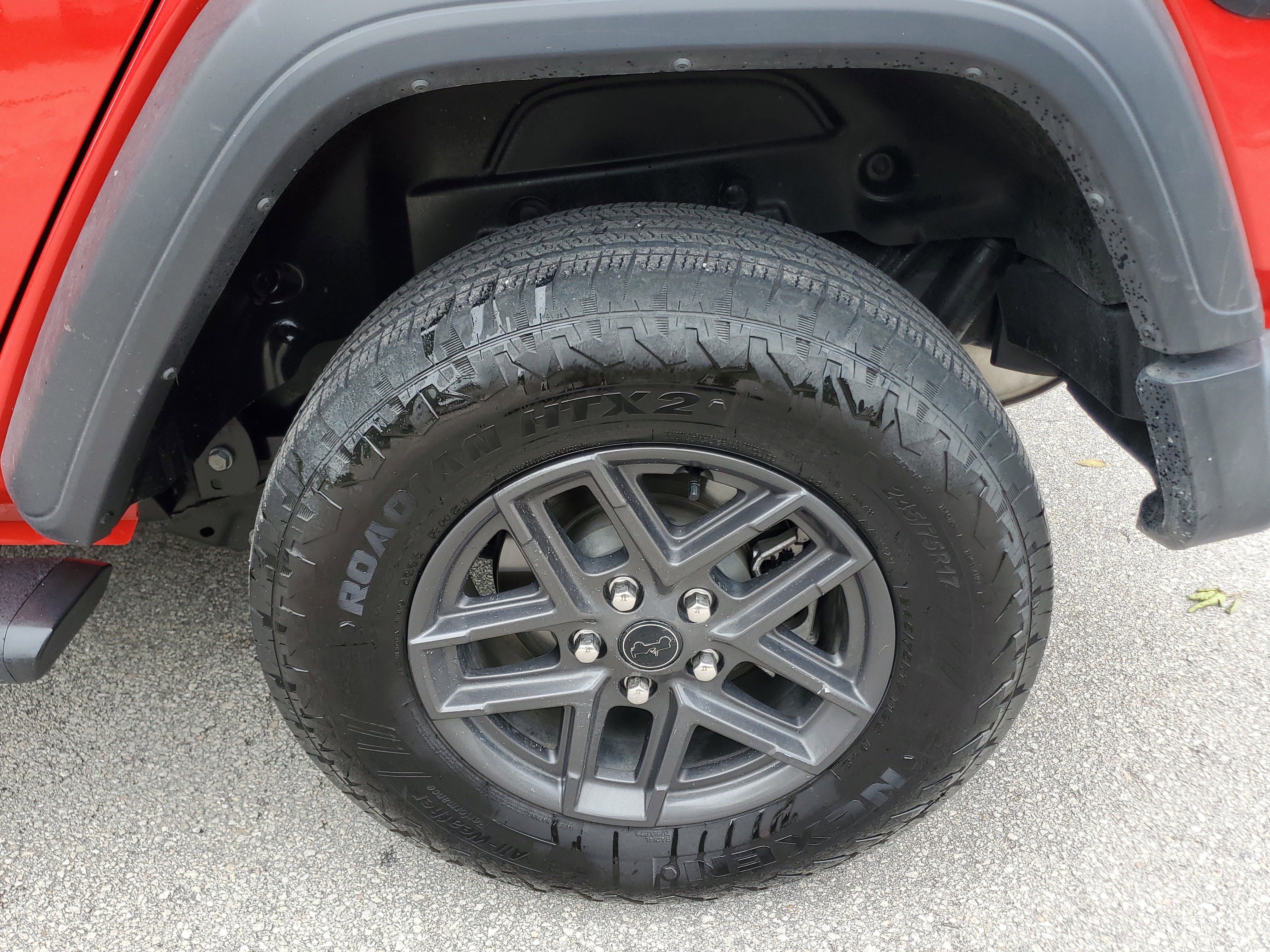 Used 2024 Jeep Wrangler Sport S image 7