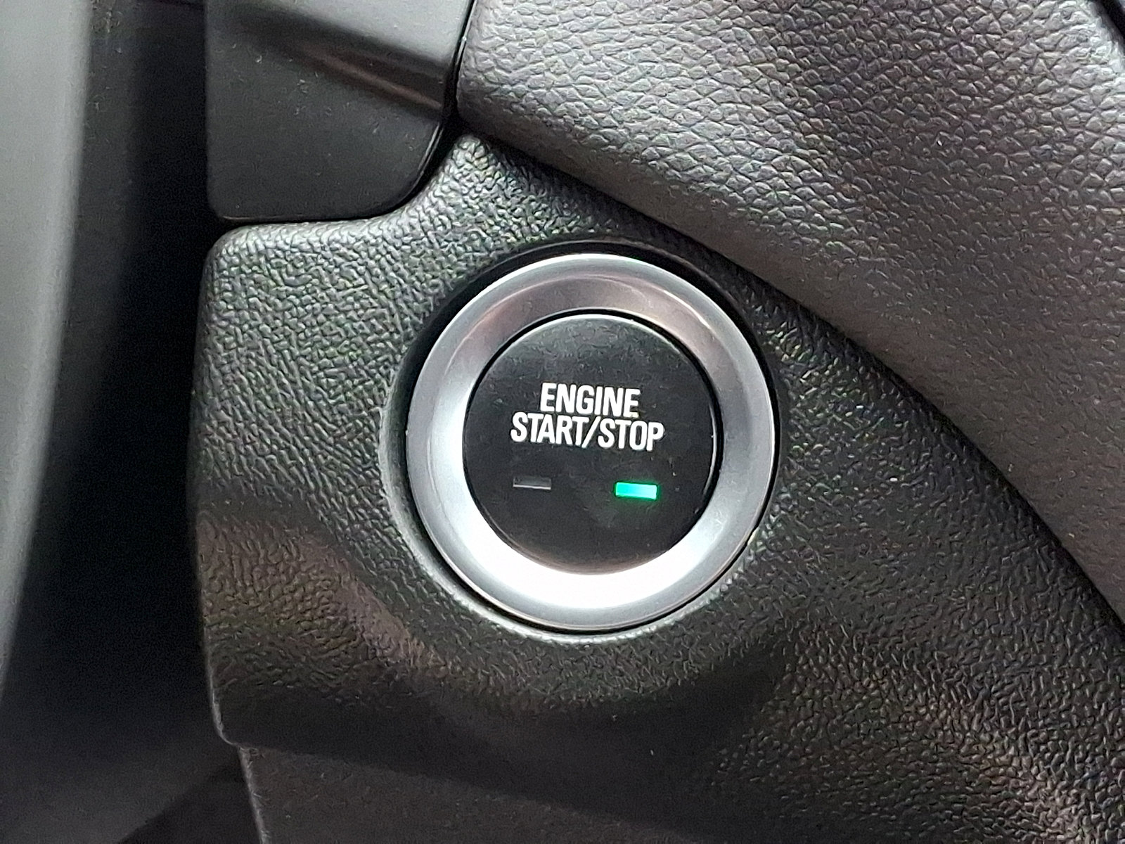 Used 2022 Chevrolet Equinox LT FWD image 24
