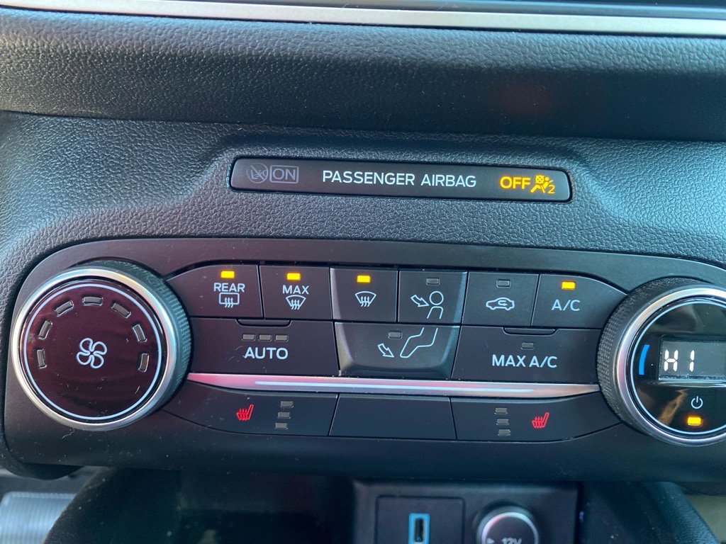 Used 2020 Ford Escape SE image 15