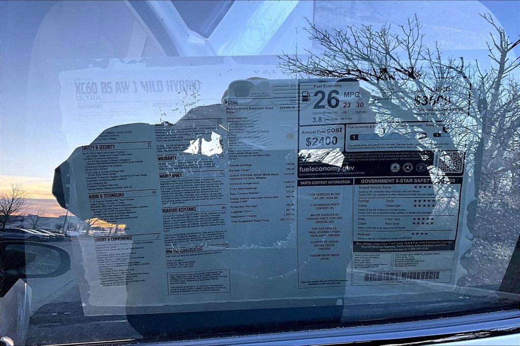 New 2026 Volvo XC60 B5 Ultra w/ Climate Package image 14