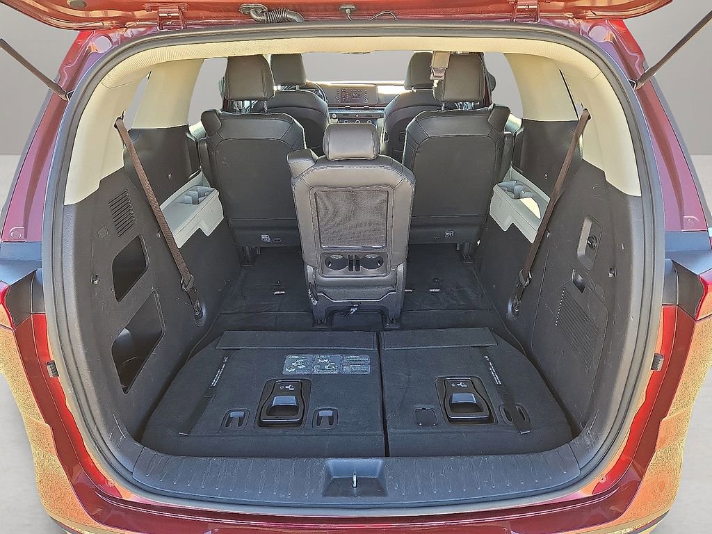 Used 2024 Kia Carnival LX image 14