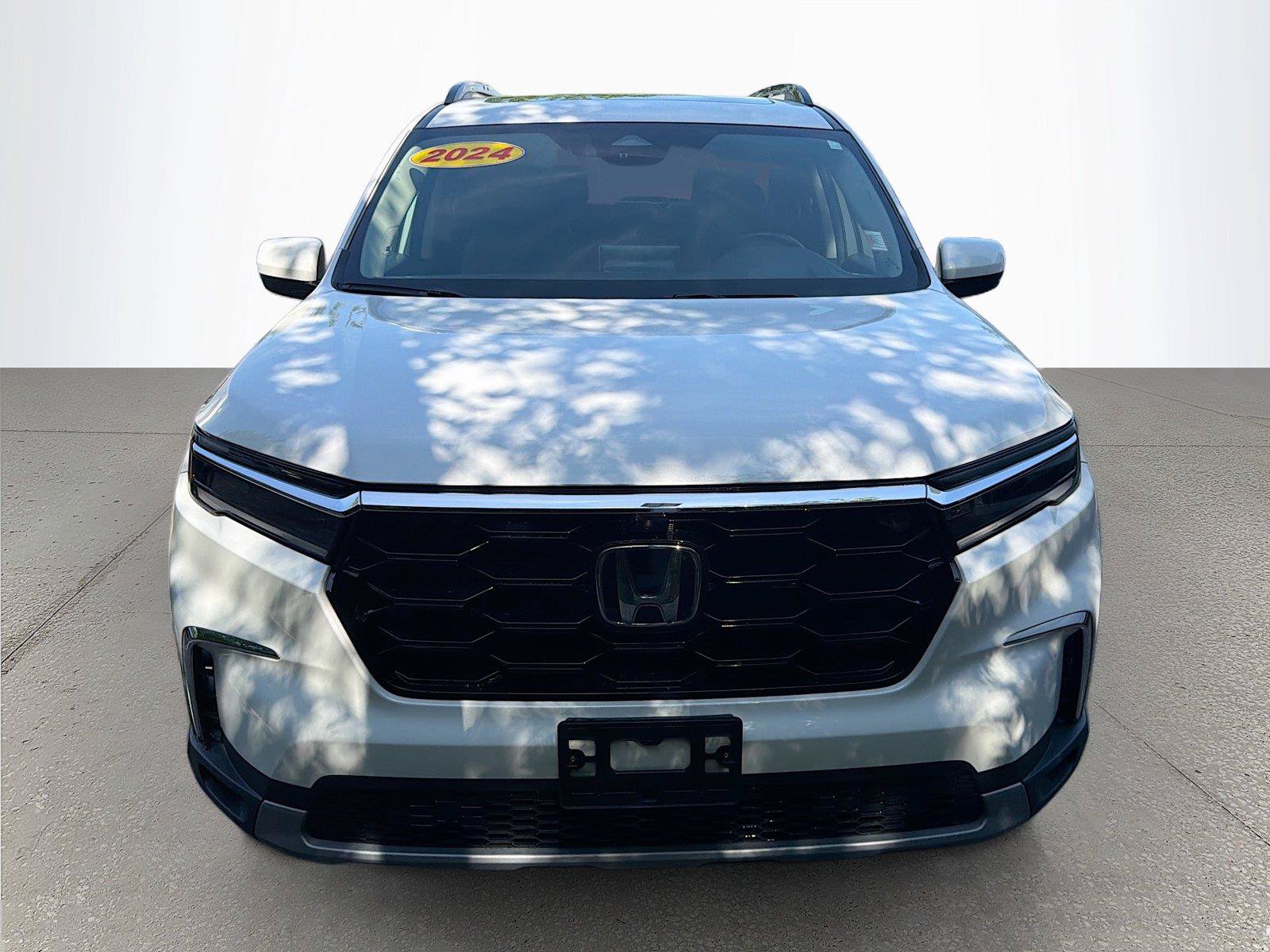 Used 2024 Honda Pilot Elite image 9