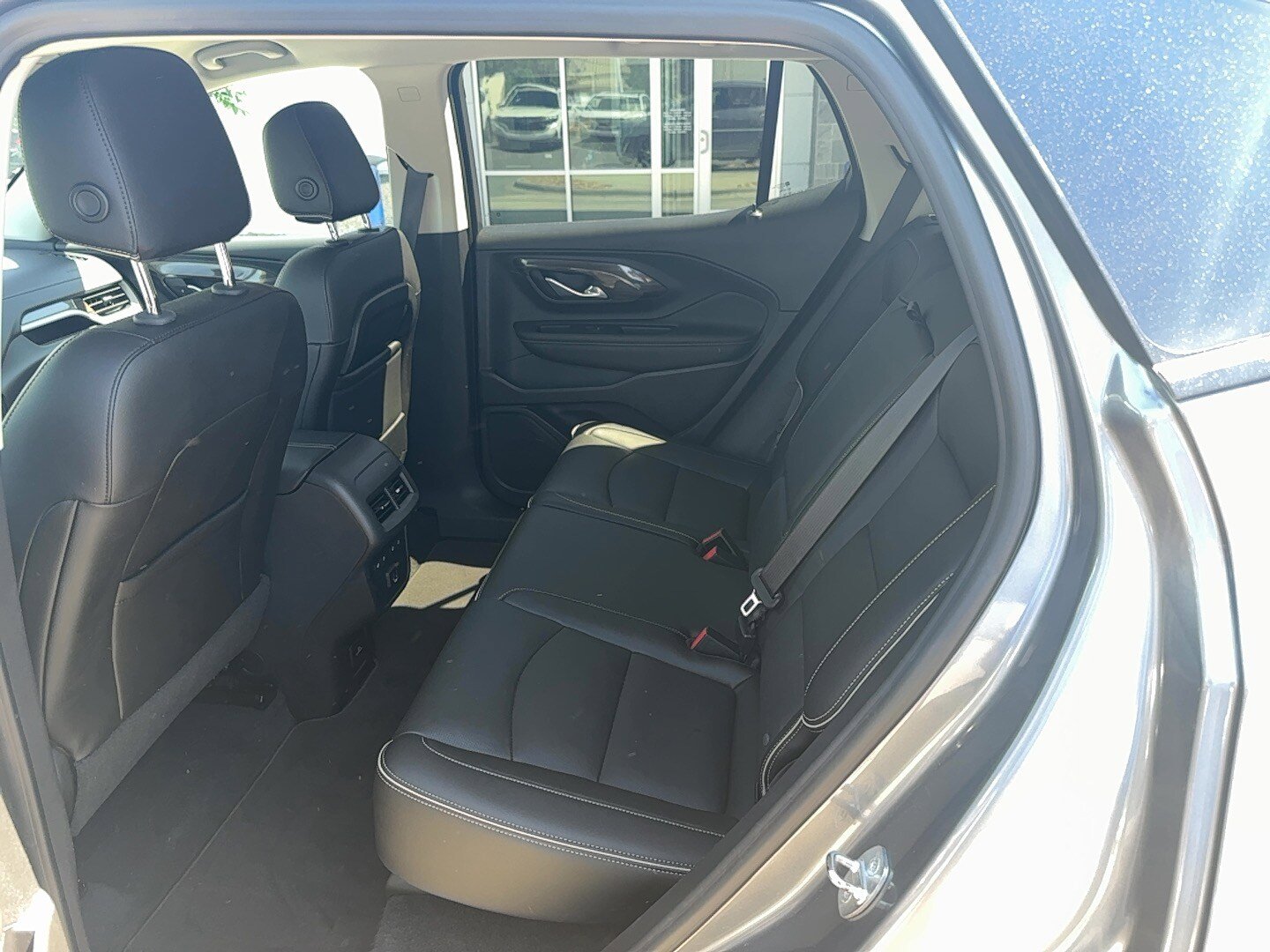 Used 2020 GMC Terrain Denali w/ Denali Premium Package AWD/4WD image 11