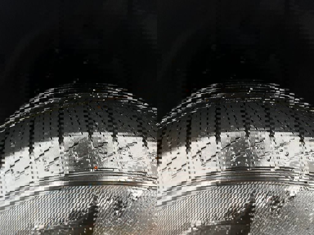 Used 2024 Ford Expedition XLT image 31