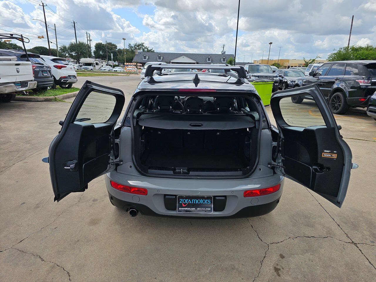 Used 2016 MINI Cooper Clubman FWD image 8