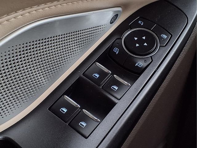 Certified 2020 Ford Explorer Platinum w/ Premium Technology Package image 24