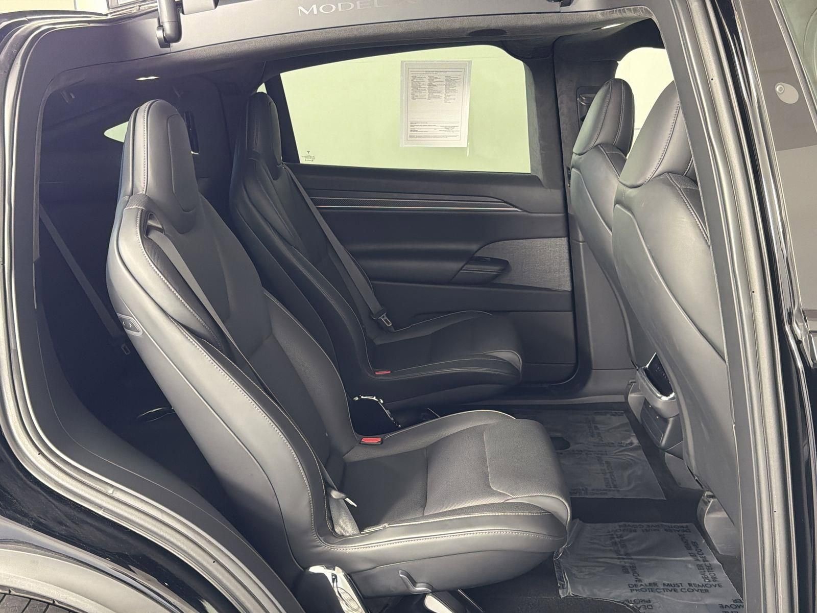 Used 2022 Tesla Model X Plaid image 32