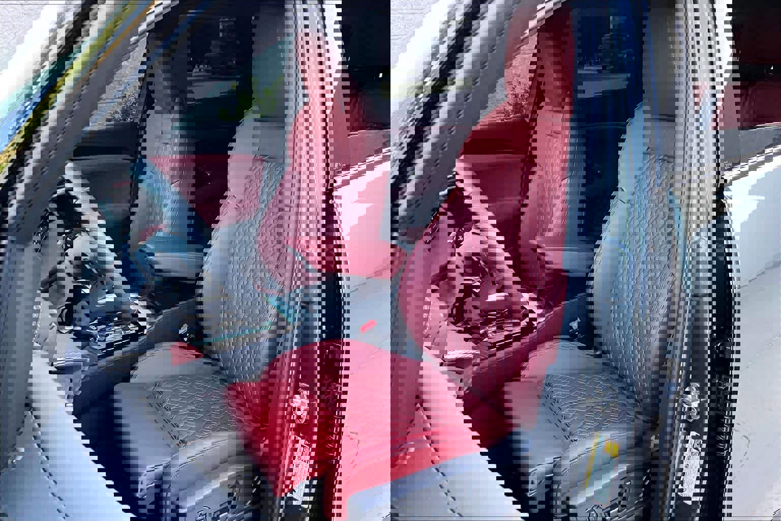 Used 2025 Audi SQ5 Premium Plus w/ Premium Plus Package image 8