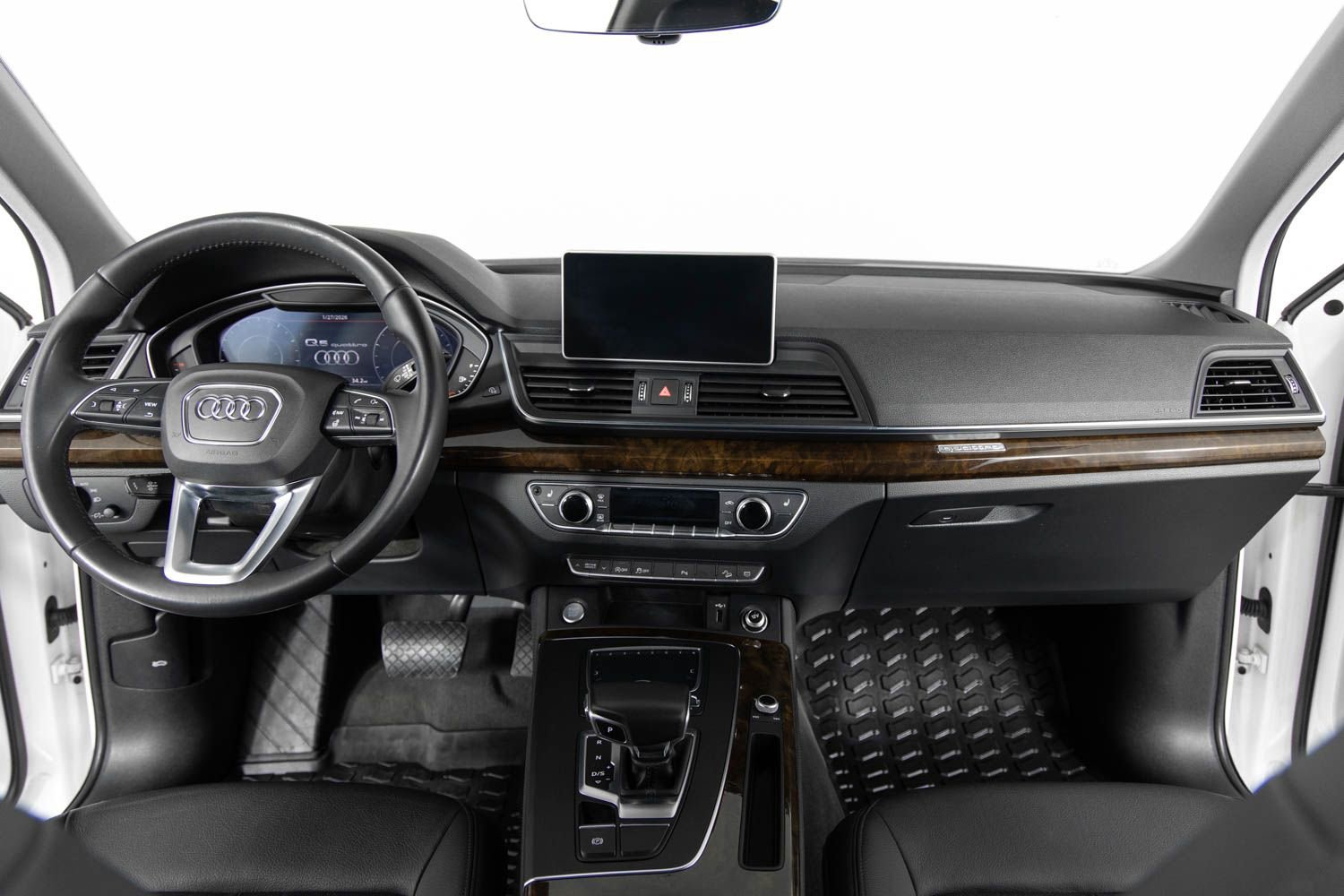 Used 2020 Audi Q5 2.0T Premium Plus w/ Premium Plus Package image 29