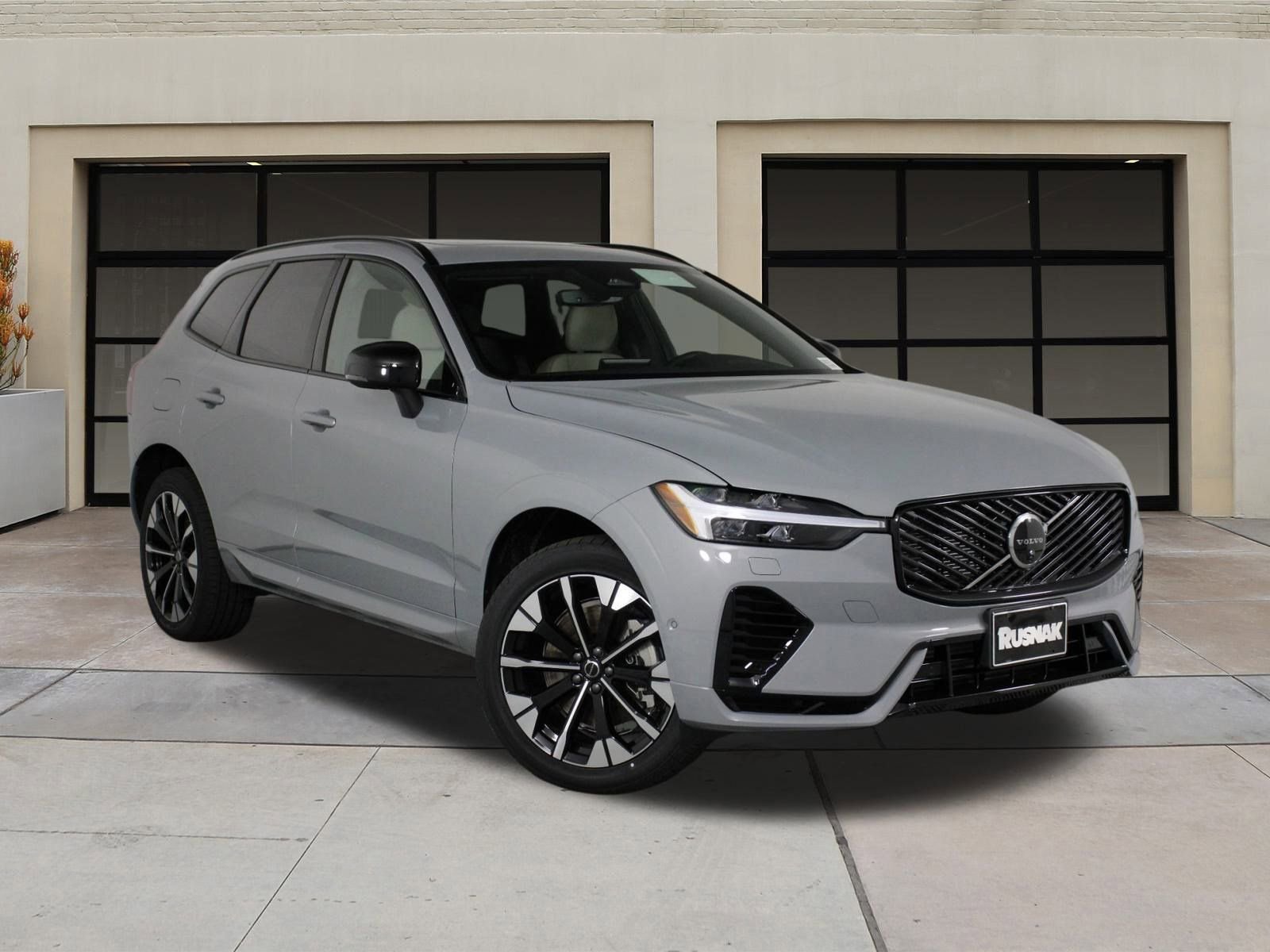 New 2026 Volvo XC60 T8 Plus w/ Protection Package Premier image 19