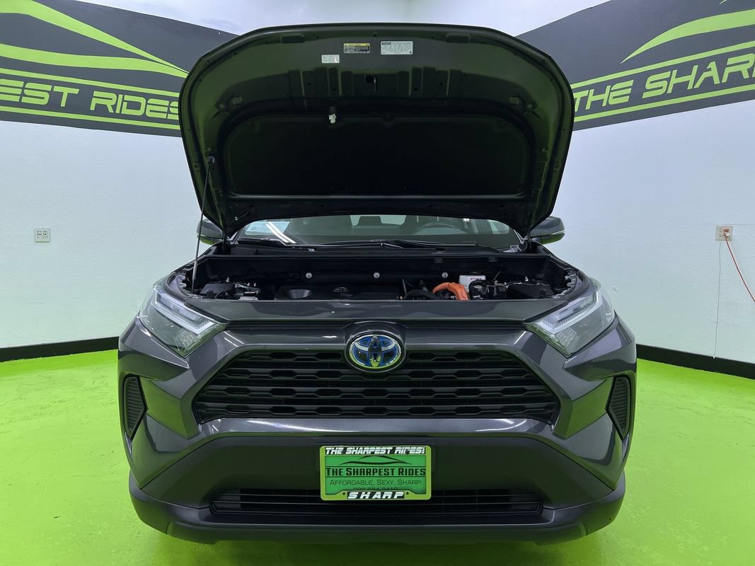 Used 2024 Toyota RAV4 XLE AWD/4WD image 4