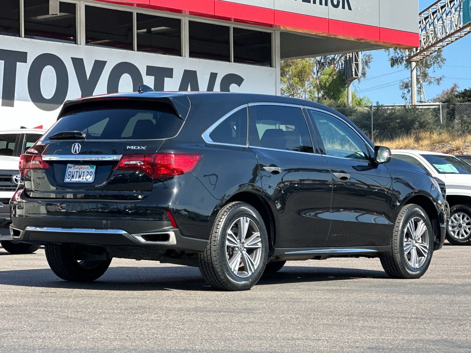 Used 2018 Acura MDX FWD image 5