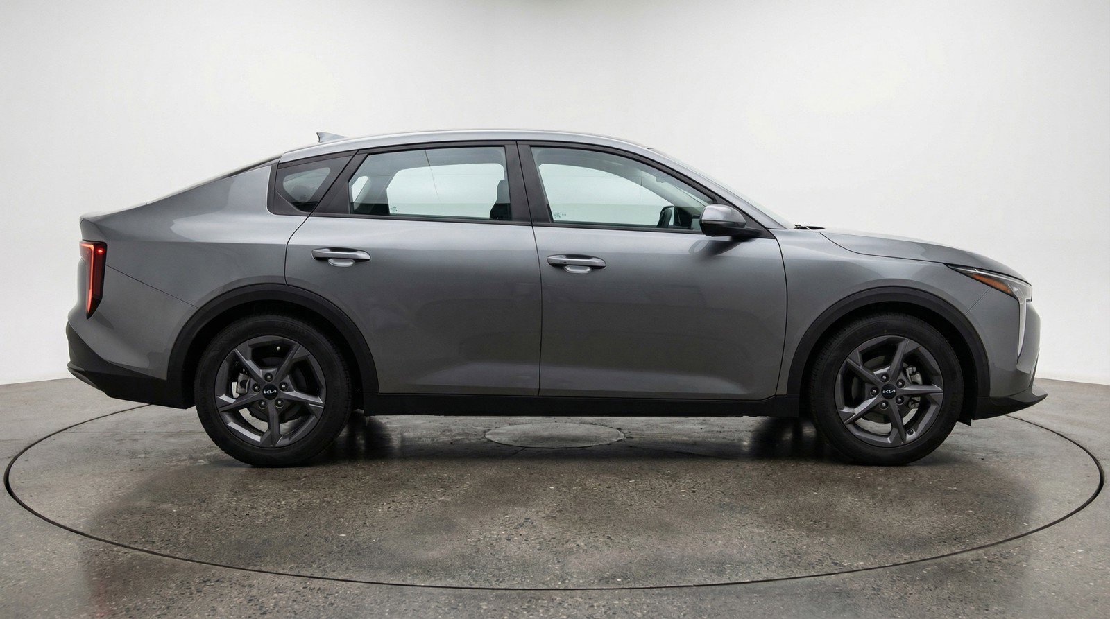 Used 2025 Kia K4 LXS image 11