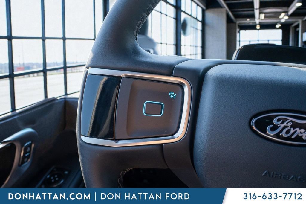 New 2026 Ford Expedition Max Platinum w/ Stealth Appearance Package AWD/4WD image 10