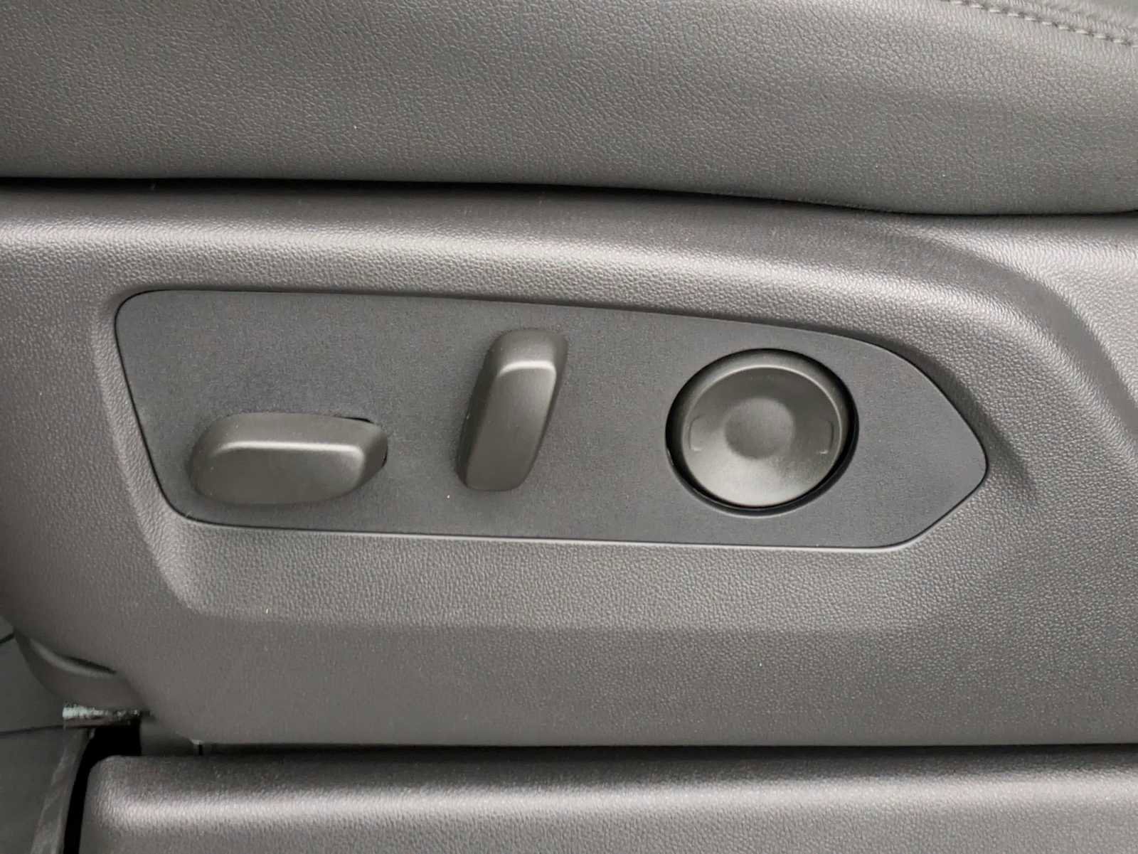 New 2026 Chevrolet Silverado 1500 ZR2 image 20