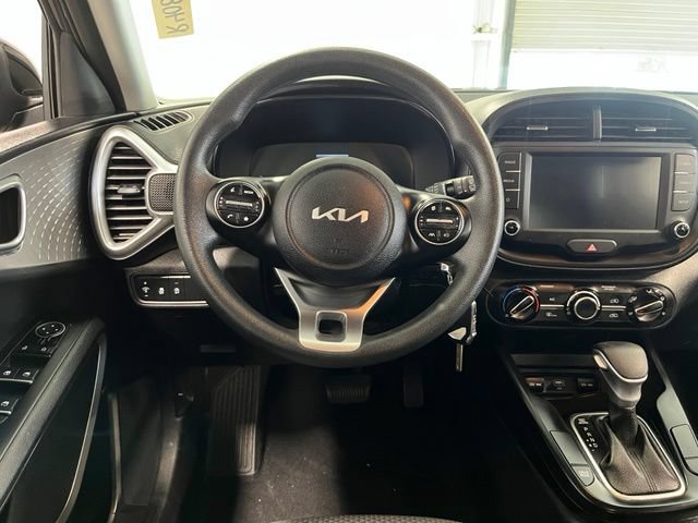 Used 2024 Kia Soul LX w/ Option Group 015 FWD image 22