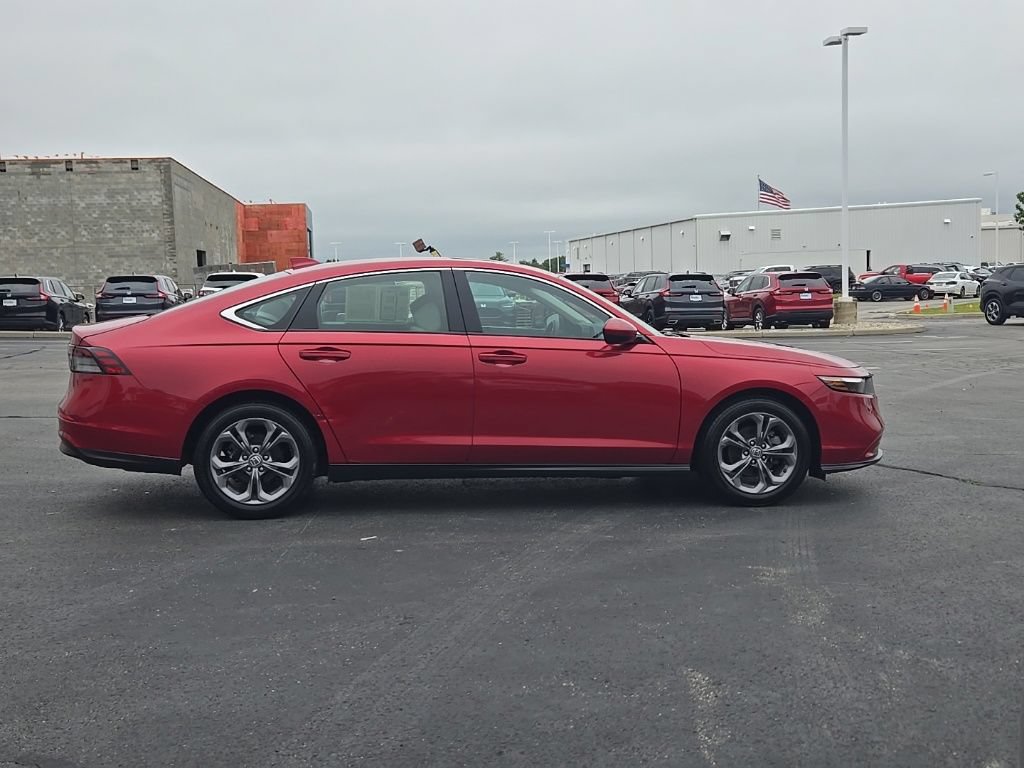 Used 2024 Honda Accord EX image 9