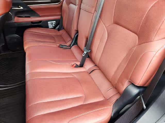 Used 2018 Lexus LX 570 4WD w/ Luxury Package image 13