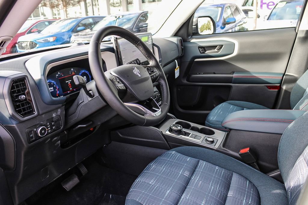 Used 2025 Ford Bronco Sport Heritage w/ Convenience Package image 19