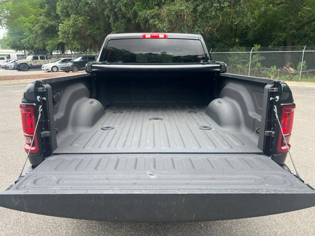 Used 2026 RAM 2500 Tradesman w/ Chrome Appearance Group AWD/4WD image 19