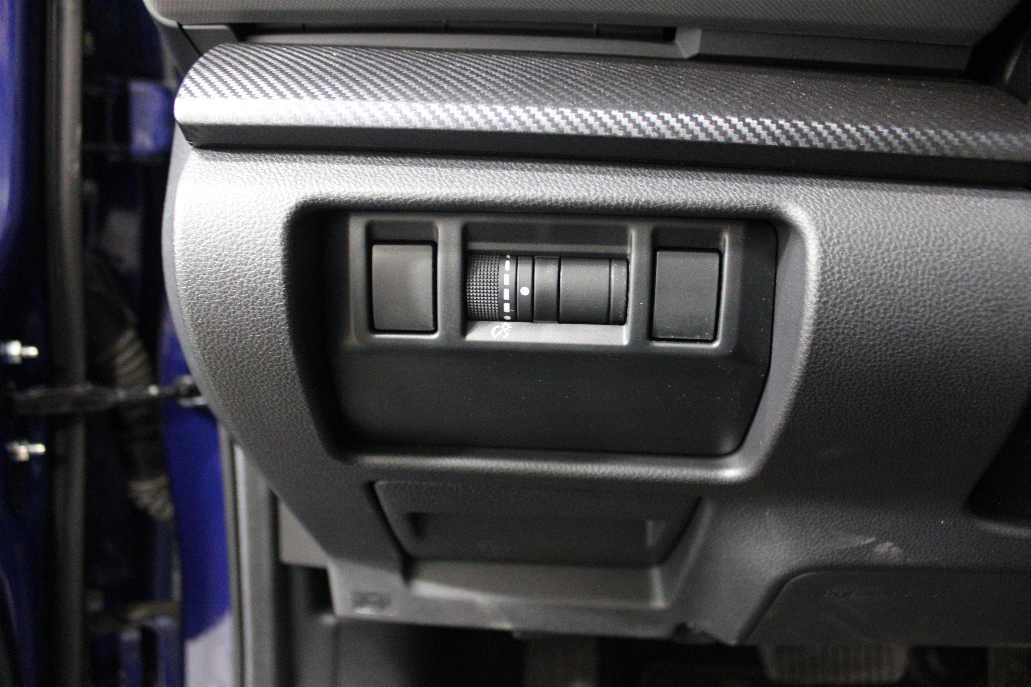 Certified 2025 Subaru Crosstrek 2.5i Limited w/ Crosstrek Mirror Package AWD/4WD image 8