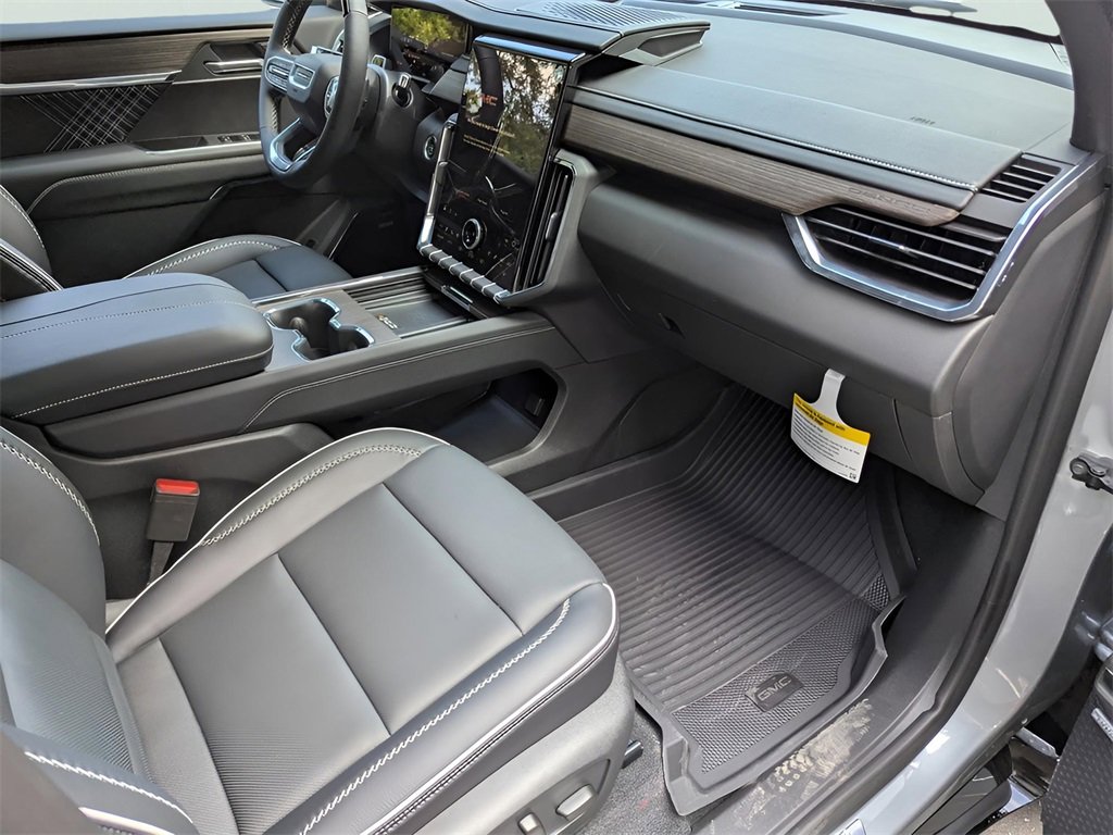 New 2026 GMC Acadia Denali w/ Super Cruise Package image 18