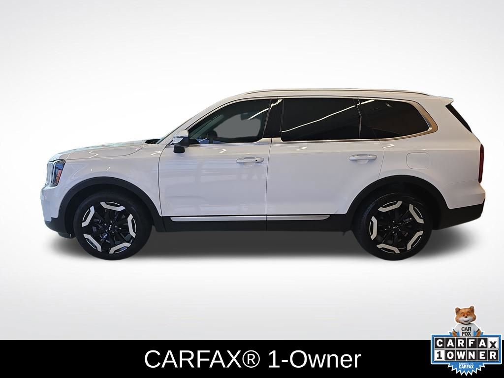 Used 2024 Kia Telluride S w/ S Sunroof Package image 2