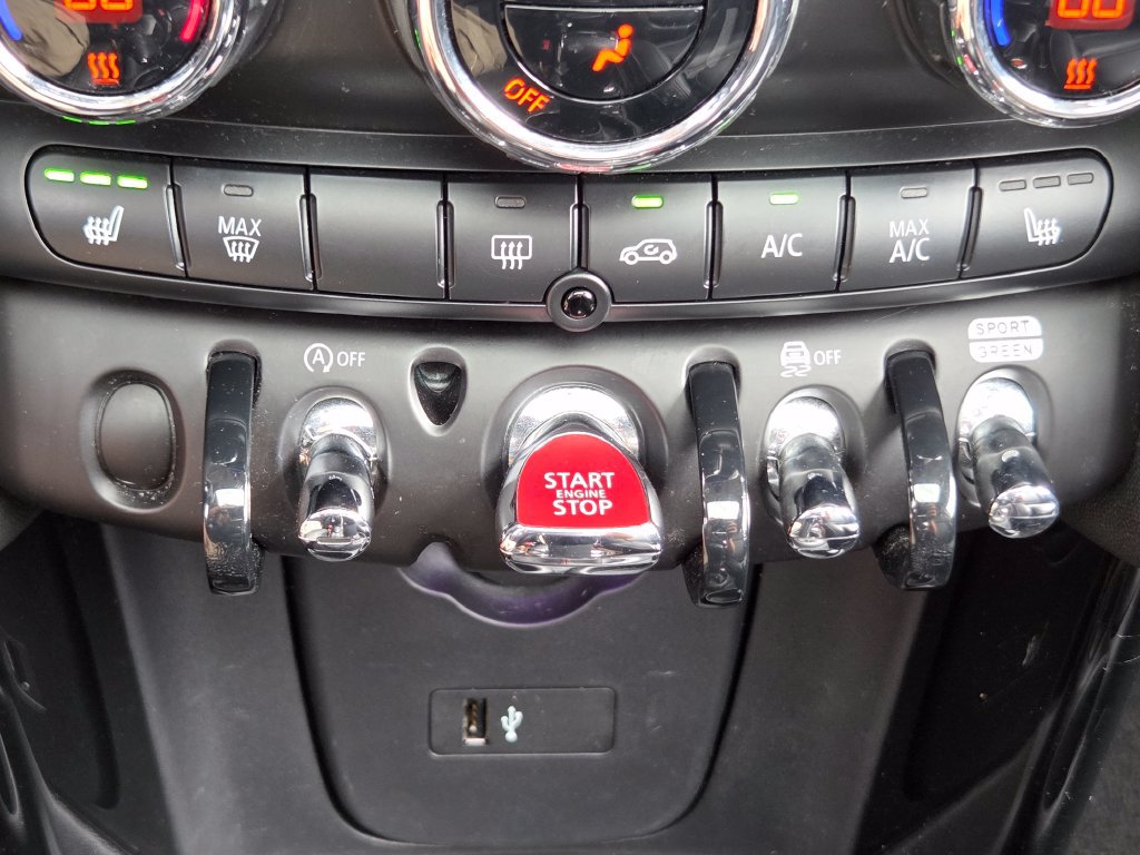 Used 2020 MINI Cooper S FWD image 33