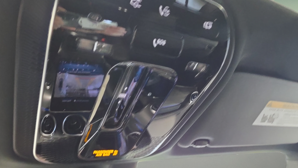 Used 2024 Mercedes-Benz GLC 300 4MATIC image 30