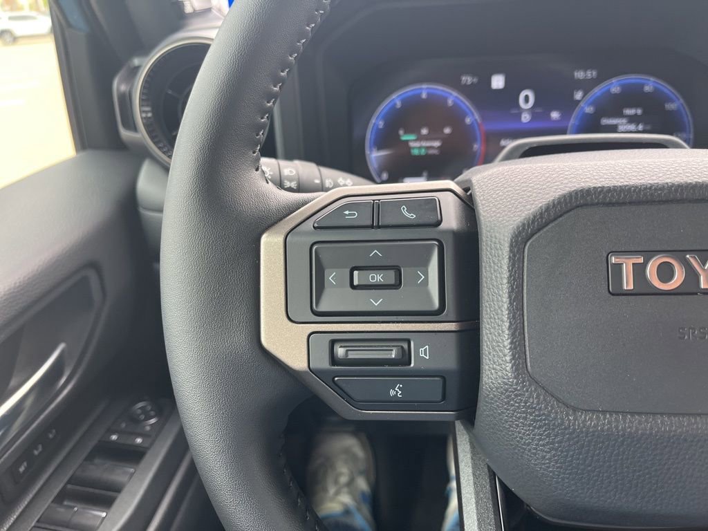 Used 2025 Toyota Land Cruiser w/ Premium Package image 17