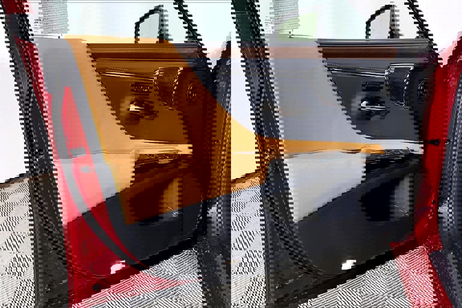 New 2025 Lexus ES 350 Ultra Luxury image 16