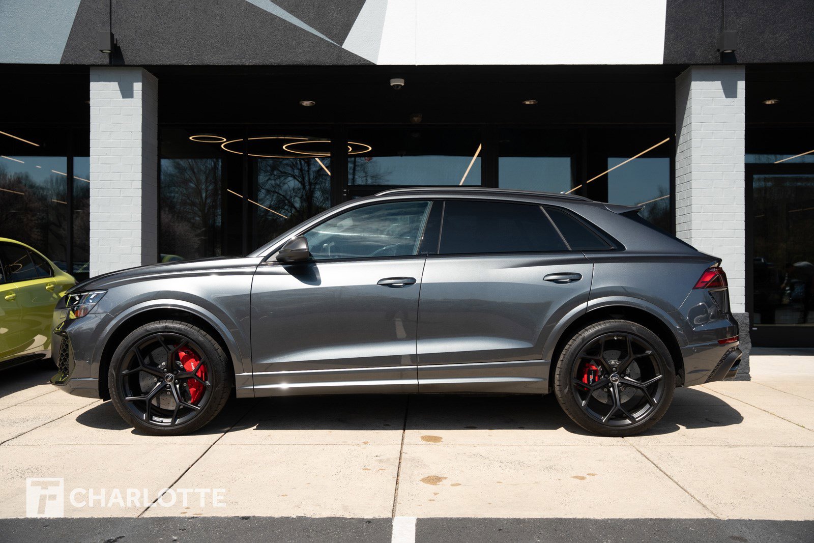 Used 2025 Audi RS Q8 performance image 5