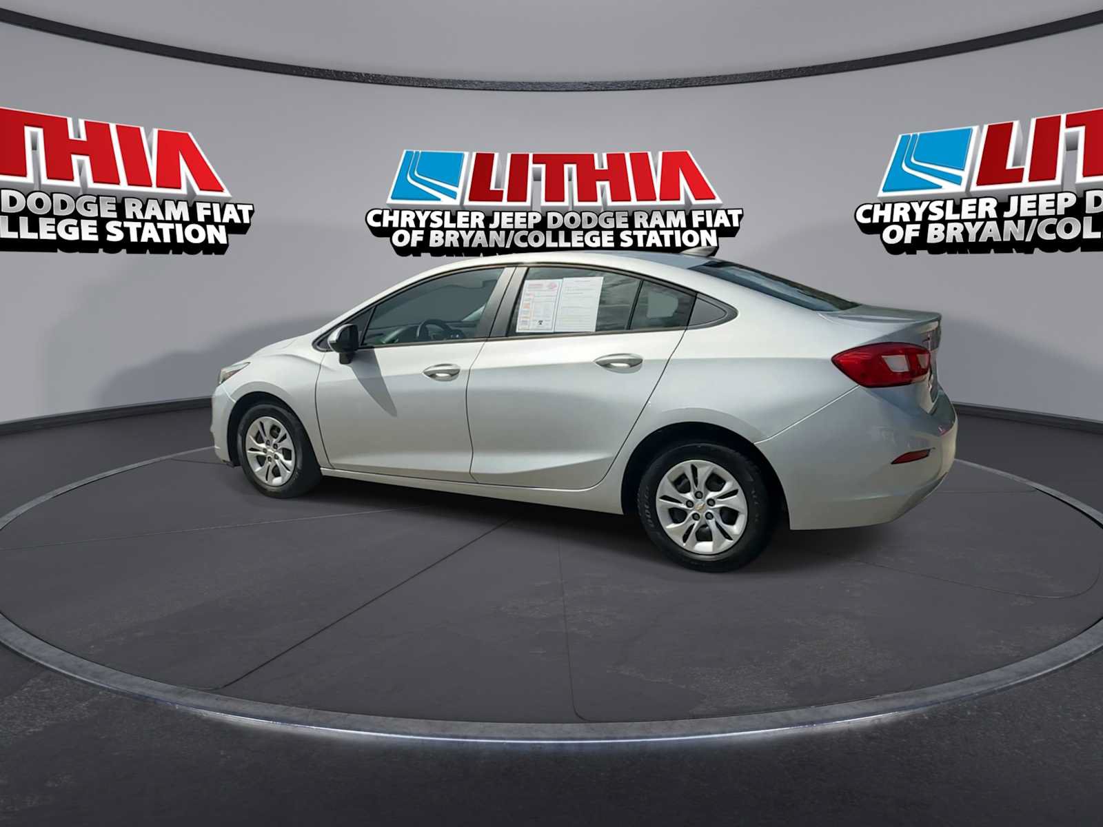Used 2019 Chevrolet Cruze LS FWD image 5