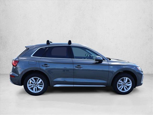 Used 2023 Audi Q5 2.0T Premium w/ Convenience Package AWD/4WD image 4