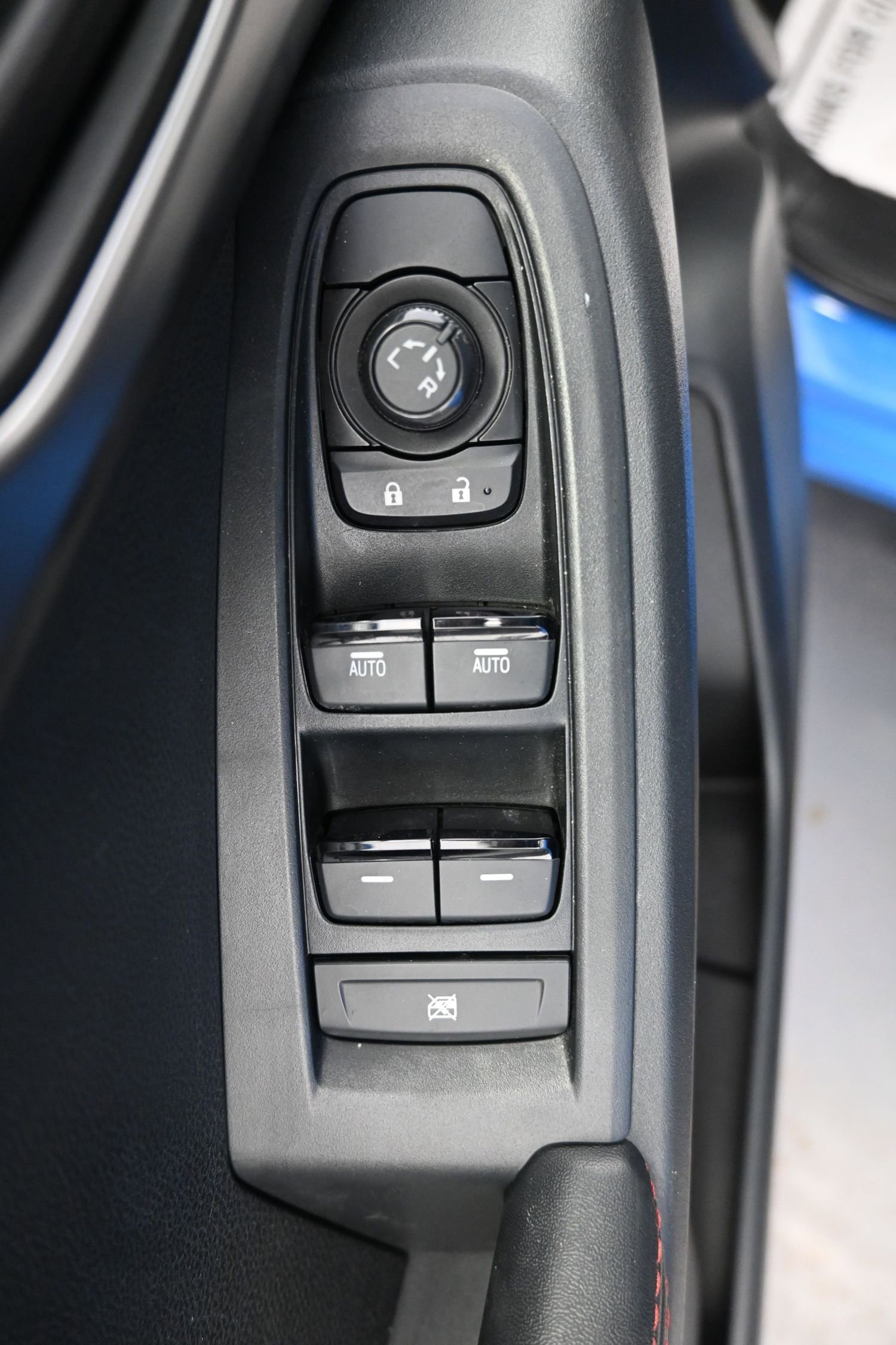 Certified 2025 Subaru Impreza 2.0i Sport AWD/4WD image 35