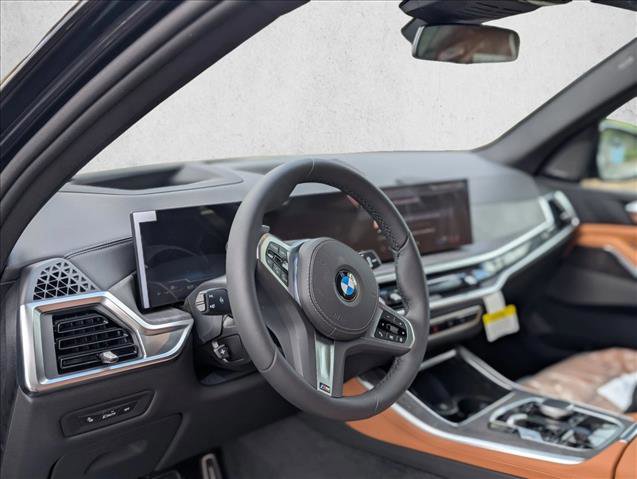 Used 2026 BMW X5 sDrive40i w/ M Sport Package RWD image 3