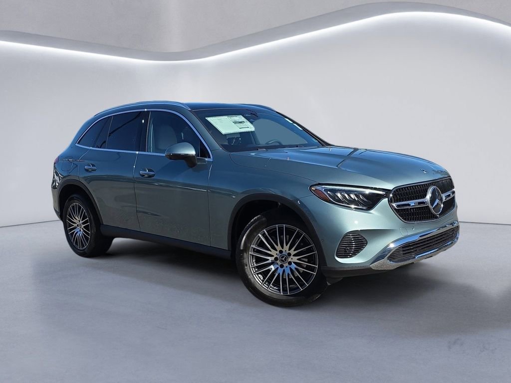 New 2026 Mercedes-Benz GLC 300 4MATIC image 2