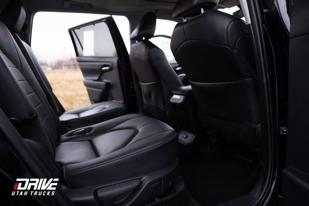 Used 2023 Toyota Highlander XLE image 21