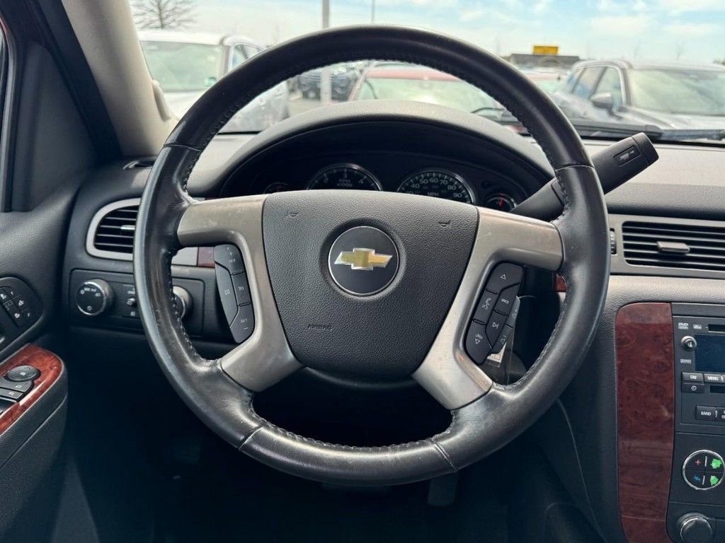 Used 2014 Chevrolet Tahoe LT w/ Luxury Package image 15