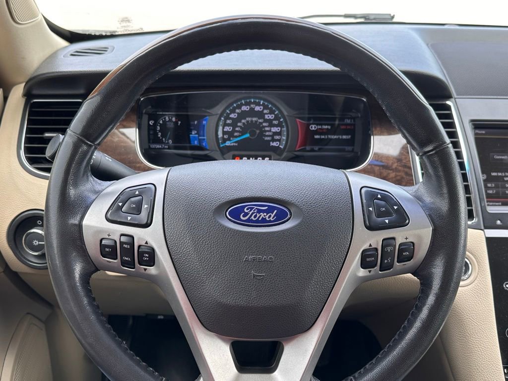 Used 2013 Ford Taurus Limited image 24