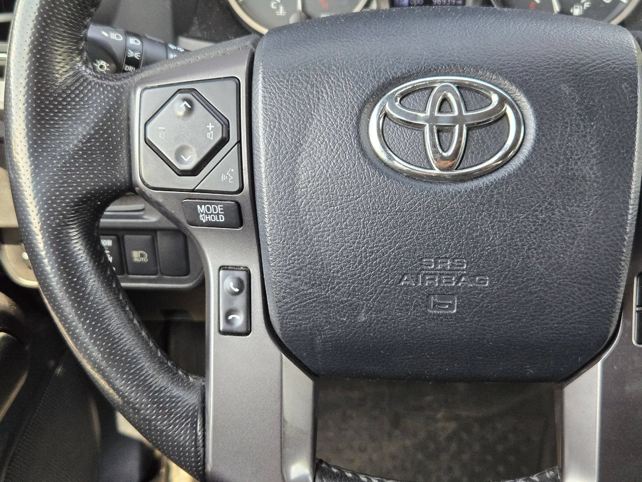 Used 2019 Toyota Tacoma TRD Sport RWD image 21