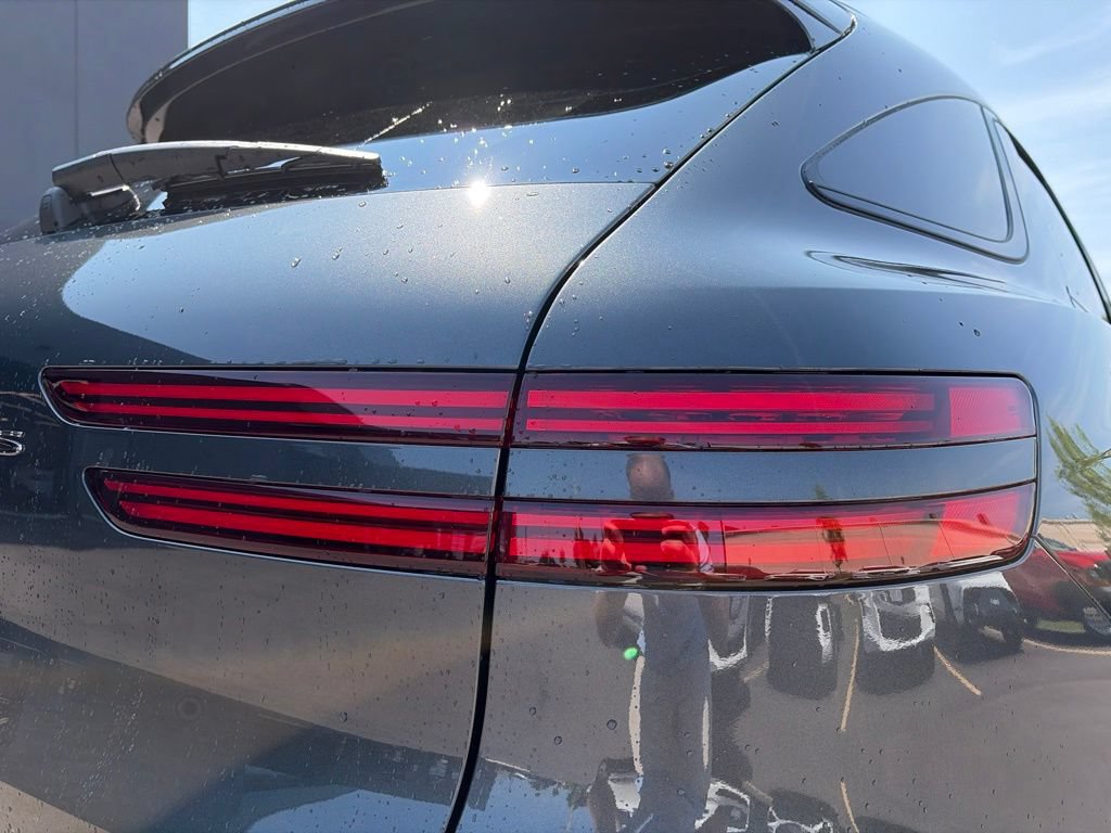 New 2027 Genesis GV70 3.5T Prestige AWD/4WD image 12