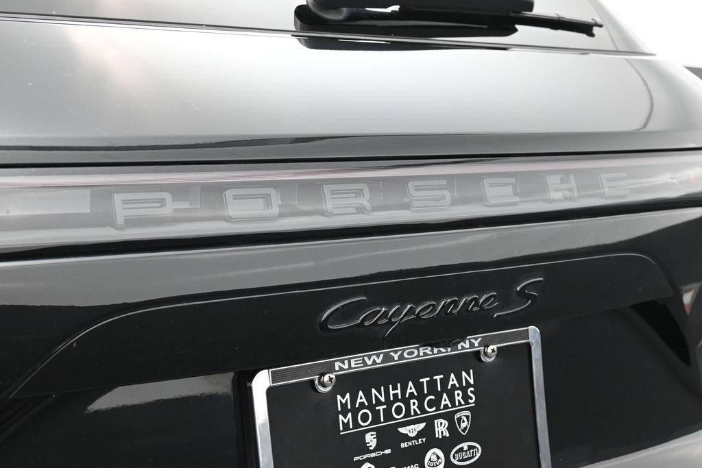 Certified 2023 Porsche Cayenne S Platinum AWD/4WD image 14
