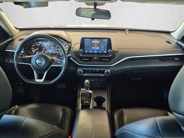 Used 2022 Nissan Altima 2.5 SR FWD image 16