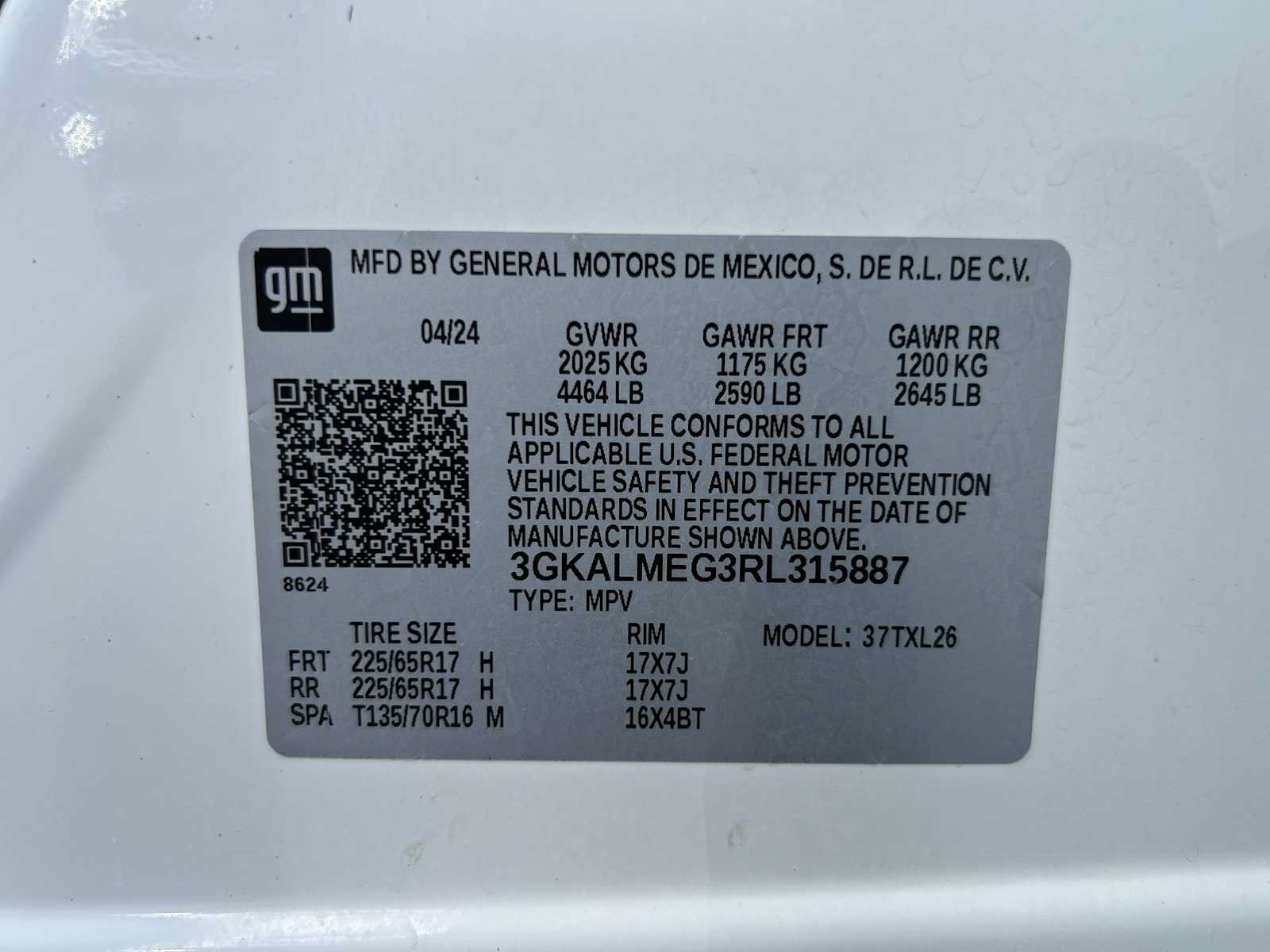 Used 2024 GMC Terrain SLE FWD image 23
